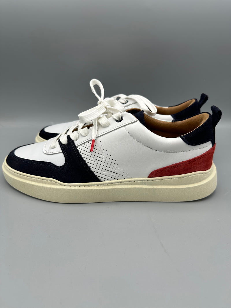 Laden Sie das Bild in Galerie -Viewer, Minelli Niedrige Sneaker Gr. 40