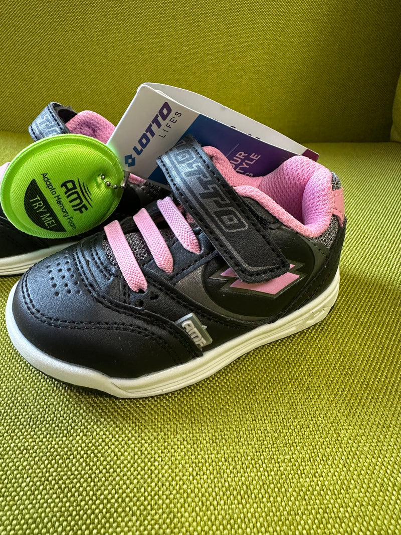 Laden Sie das Bild in Galerie -Viewer, Lotto Kinder Sneaker Gr. 20 schwarz/weiß/pink Original und neu
