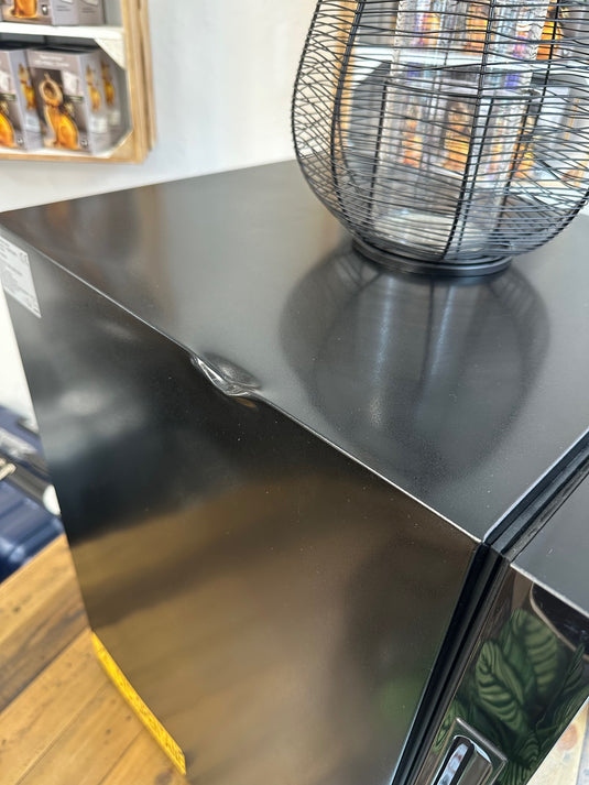N8WERK Weinkühlschrank neu mit kleiner Delle