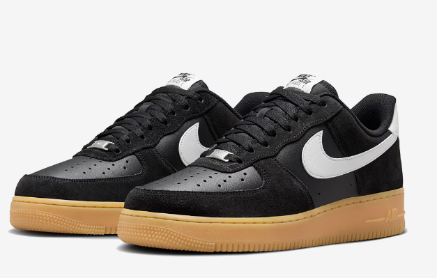 Nike Air Force 1  in schwarz/weiss/braune Sohle Gr. 42,5 Original und neu