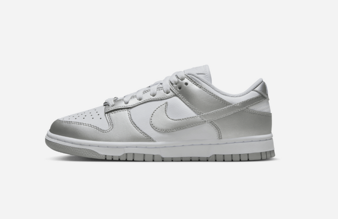 Nike Dunk low weiss/silber Original und neu Gr. 42,5