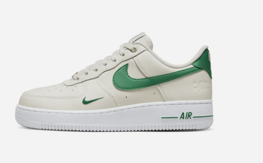 Nike Air Force 1 weiss/creme/grün Gr. 40 Original und neu