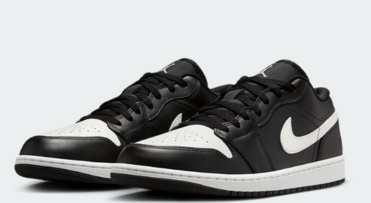 Nike AirJordan1 low,schwarz/weiss Gr. 44 Original und neu