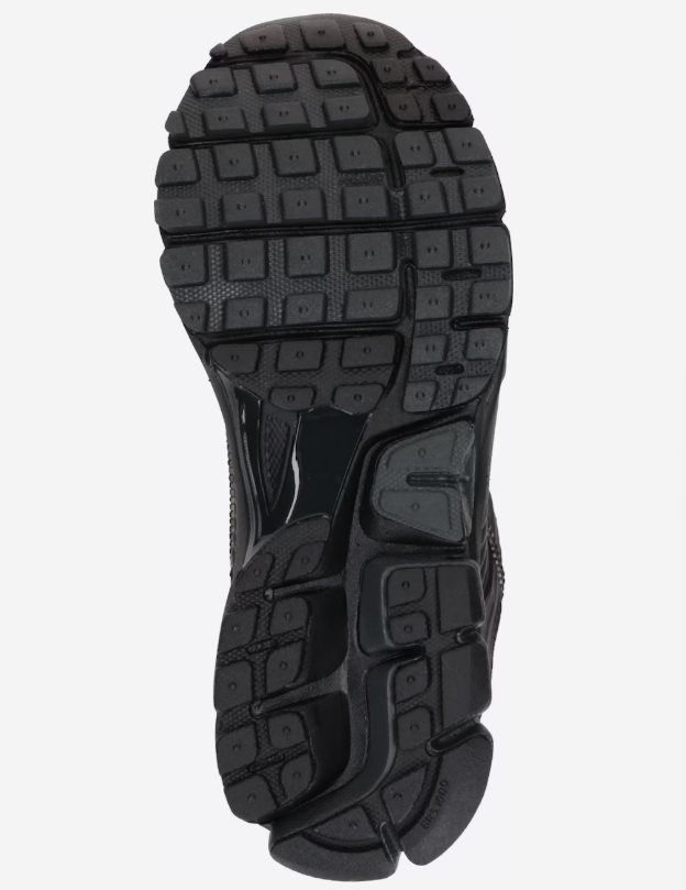 Laden Sie das Bild in Galerie -Viewer, Nike Sportswear Sneaker 'Zoom Vomero 5' in Schwarz Gr. 42
